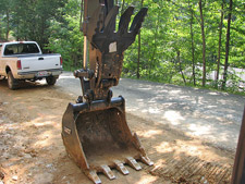 Quest Excavator clamp attachment